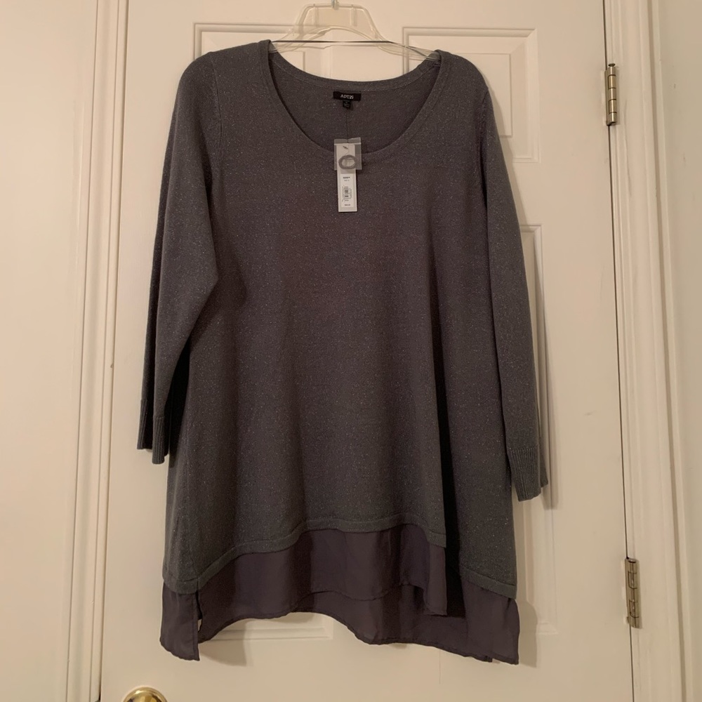 Apt.9 Top New with Tags